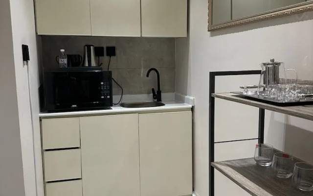 Luxurious apartment in AlQayrawan