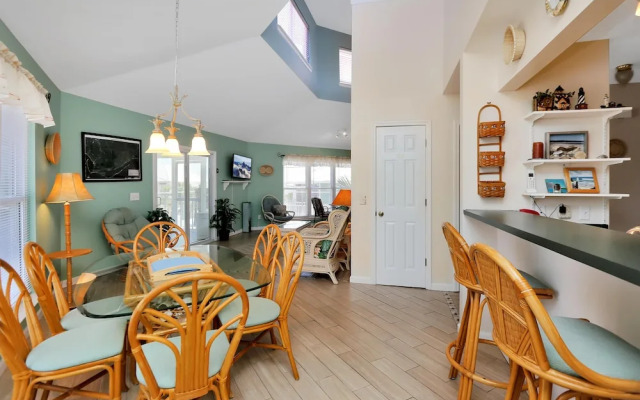 DeLight House