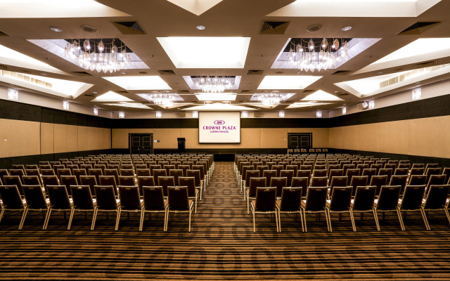 Crowne Plaza Surfers Paradise by IHG