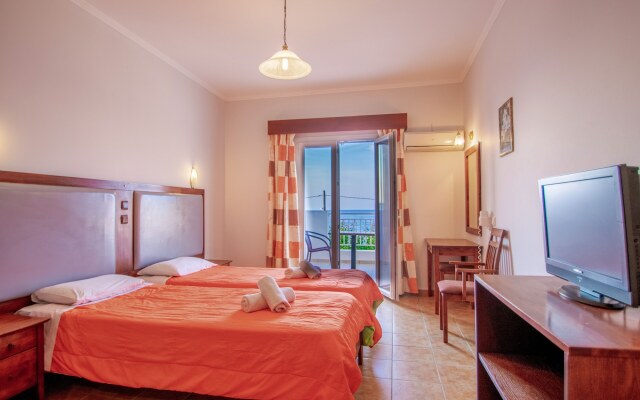 Agoulos Beach Hotel