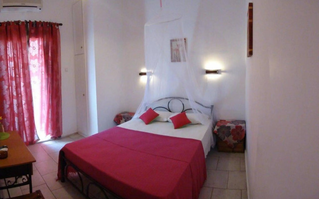 Riviera Seaside Hotel