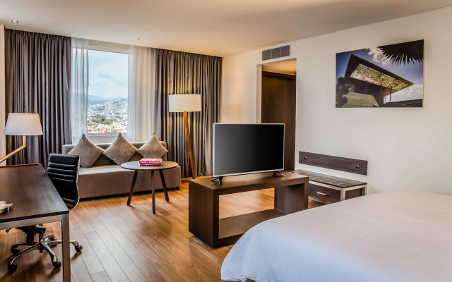 Fiesta Inn Tuxtla Fashion Mall