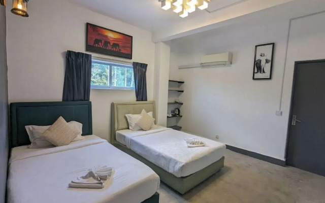 FourRest Hostel