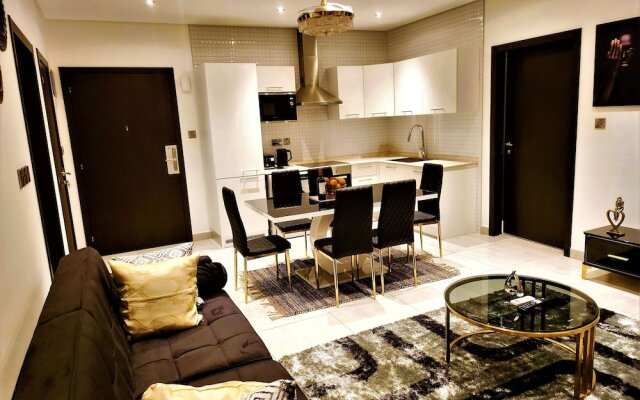 Chafford Suite-Douglas Luxury Apartments