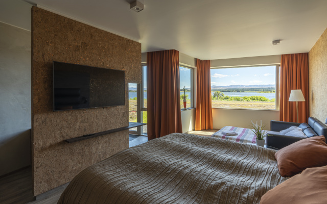 Hotel Kriunes - A city hotel by the lake