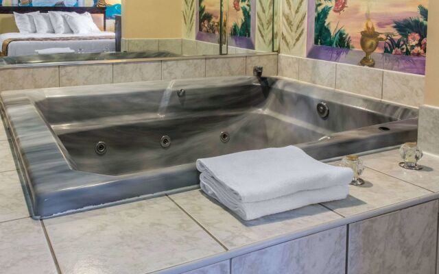 Delux Inn & Suites