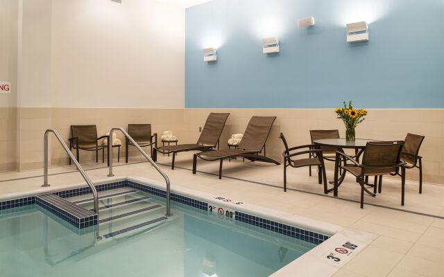 Hyatt Place Portland Downtown - Old Port Square