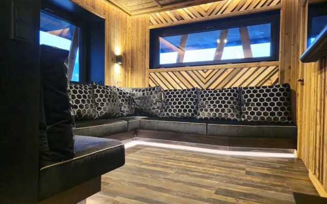 Lush Chalet in Zillertal Near Ski-lift