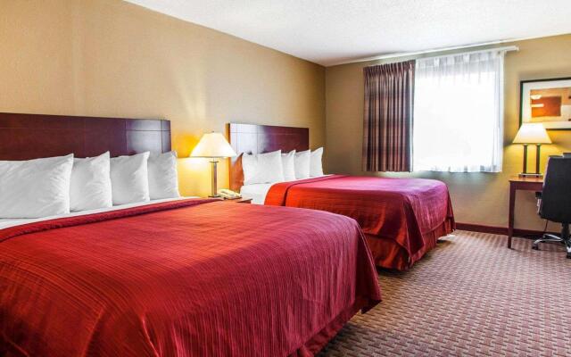 Quality Inn & Suites Davenport near I-80