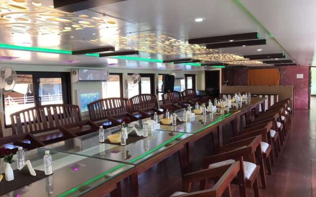 My Trip Houseboat