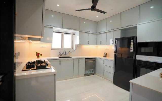 Aurelia Apartment By Red Olive 4bhk 30min Hitech