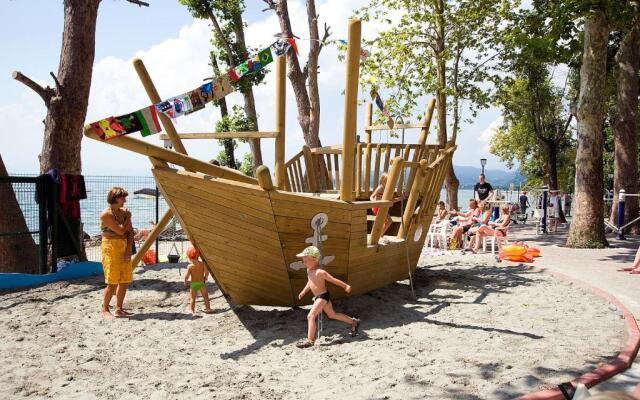 Happy Camp Mobile Homes in Camping Cisano San Vito