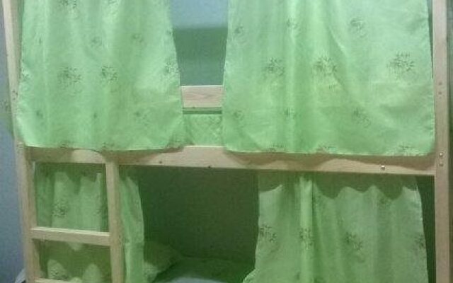 Hostel Zvezda for Females