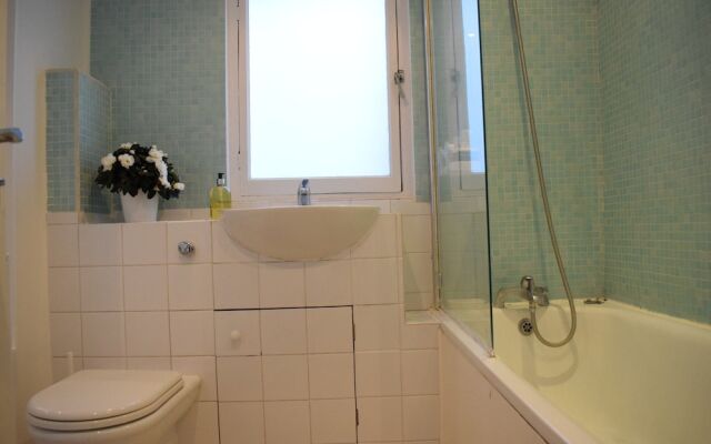 2 Bedroom Property in Brixton