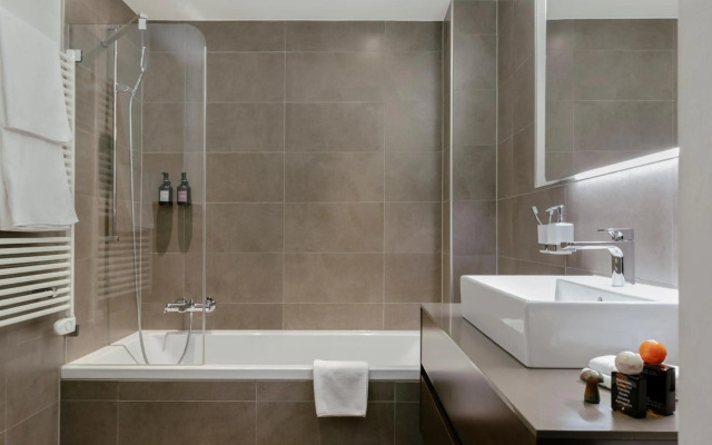 SCHLOSS Zermatt - CBD & Adaptogenic Spa and Sport Hotel