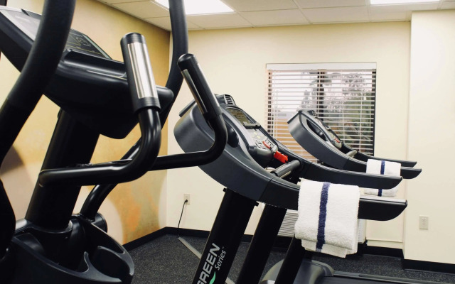 Best Western Plus Arrowhead Hotel