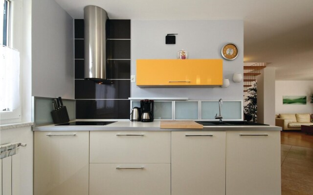 Nice Home in Umag With Wifi and 4 Bedrooms
