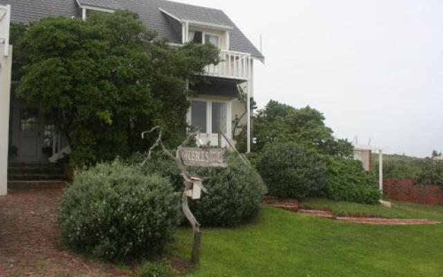 Pebbles Beach Cottage