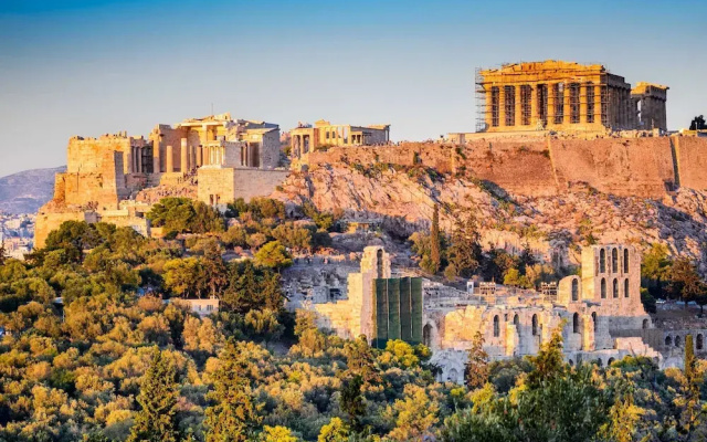 Secret Garden by Acropolis - Athens Central Gem