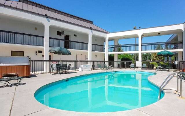 Quality Inn Christiansburg - Blacksburg