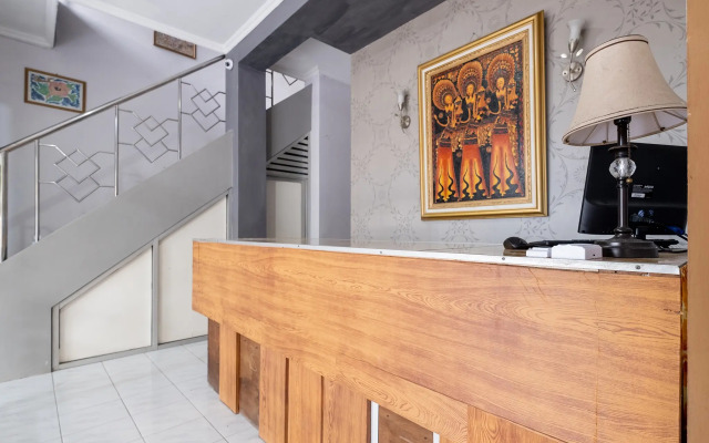 OYO 2669 Crown Residence