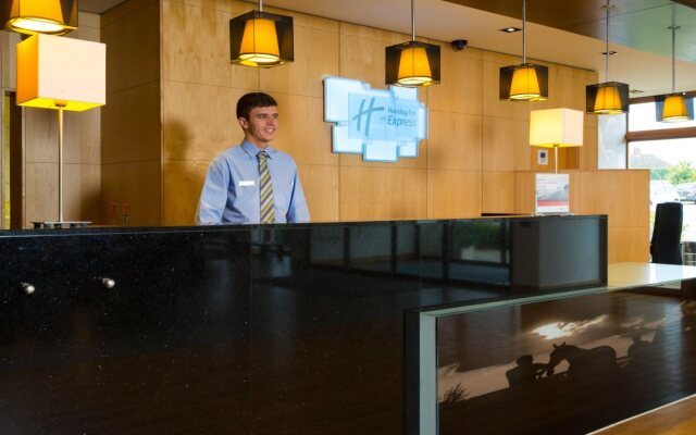 Holiday Inn Express London-Epsom Downs by IHG