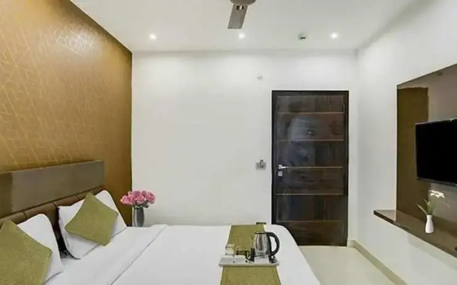 Fabhotel 19 West