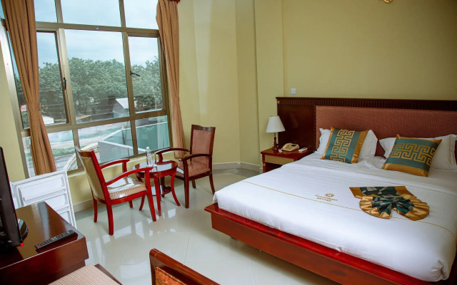 Greenlight Hotel