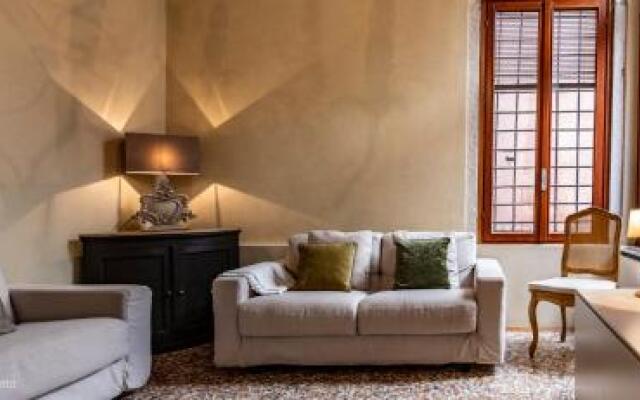 Gondola Bianca Veniceiloveyou Apartments