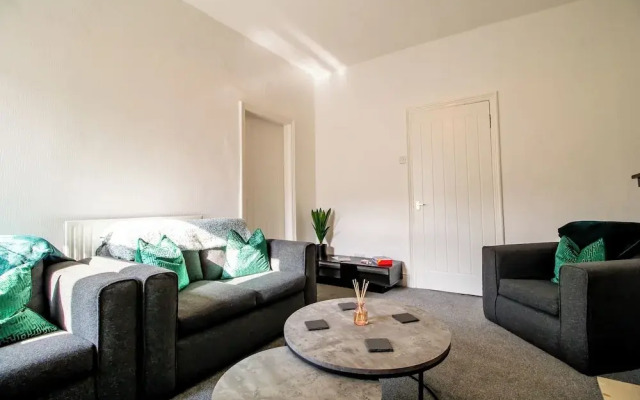 Stylish 3-bed Flat in South Shields