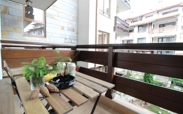 Pine Tree Apartment 2 - B7