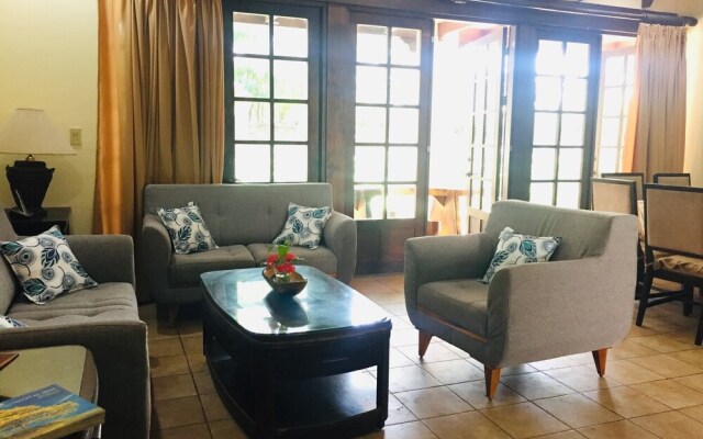 Villa Colibri At Beachfront Gated Community