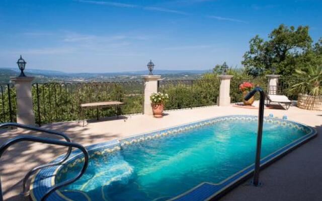 Sur les Hauteurs du Luberon-Chez Lisett