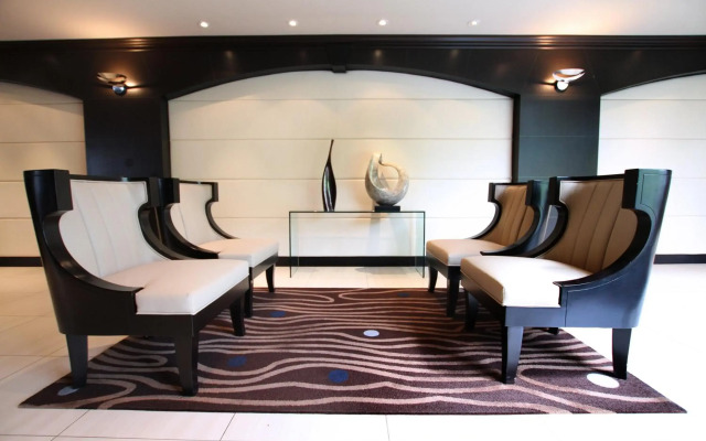 Granville Island Hotel