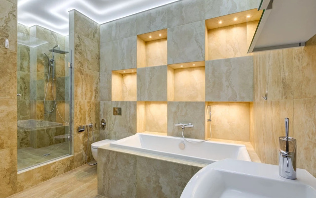 Smolny Park Suite