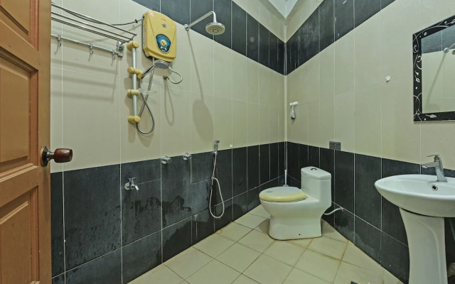 OYO 90441 Cz Traveler's Hotel