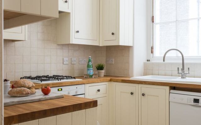 Luxurious Central 3BR Flat in Westminster