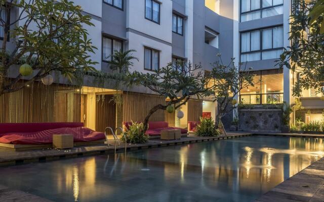 Hotel Dafam Savvoya Seminyak Bali