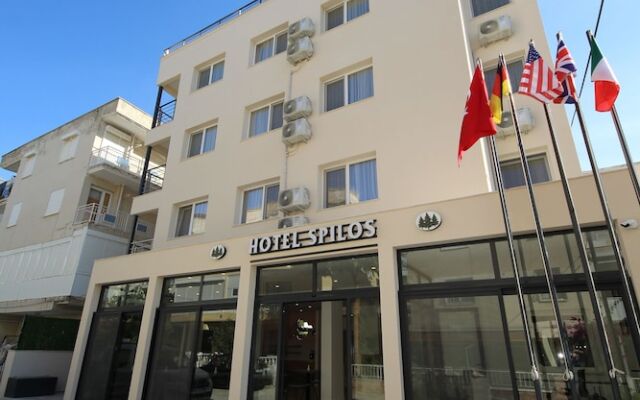 Spilos Gumuldur Hotel