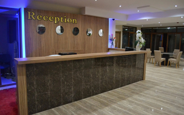 Belmare Hotel