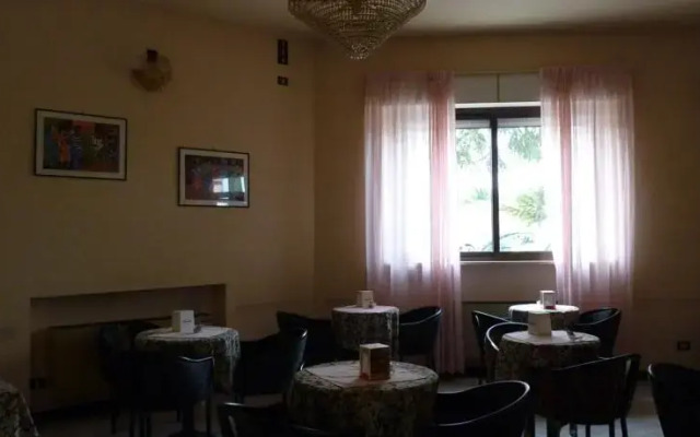 Hotel La Maestà