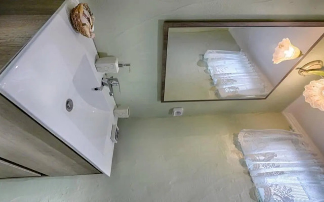 Feakia apartment 1