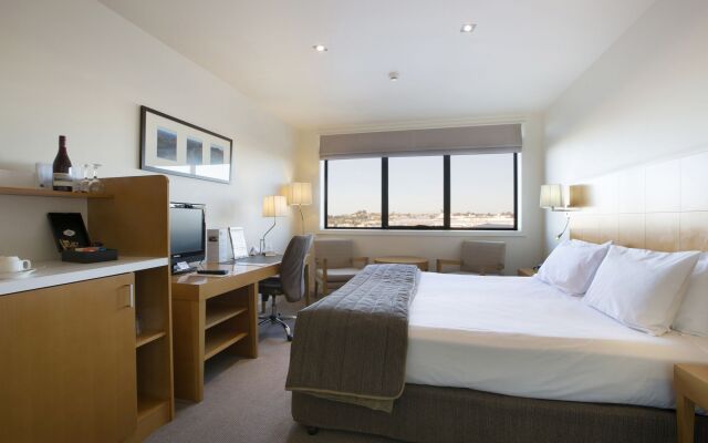 Gateway Hotel by Nightcap Plus