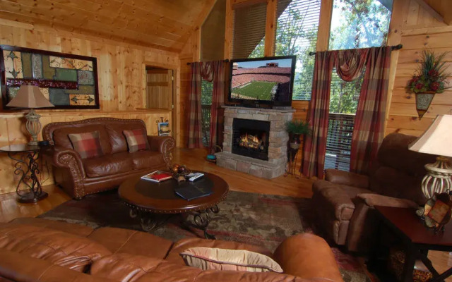 Theater Mountain Hideaway