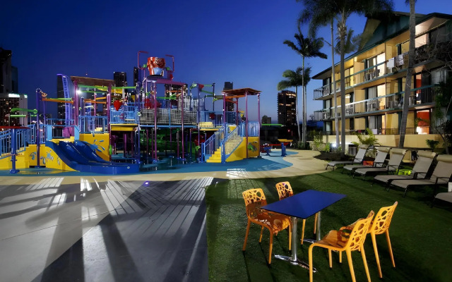 Paradise Resort Gold Coast