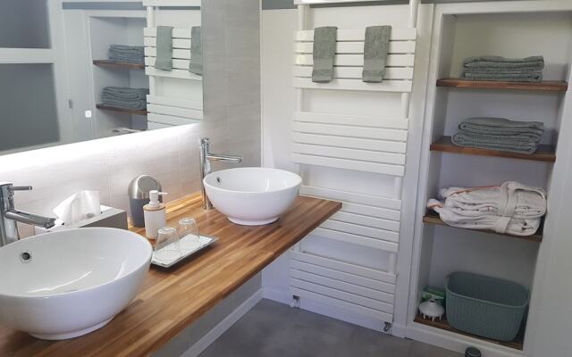 L'Houstalet des Serniers