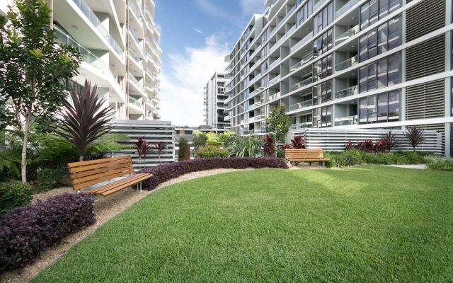 Chic CBD Pad + Pool + Gym + Sauna + Parking