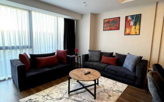 Spacious New 2 1 Apartment-near Mall of Istanbul