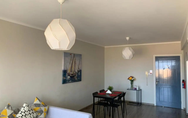 Modern and stylish 1 bedroom apartment in King's Palace