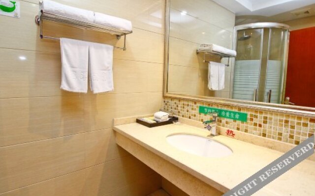 Yuyang International Hotel (Xi'an Lintong Terra Cotta Warriors Tourist Area Store)